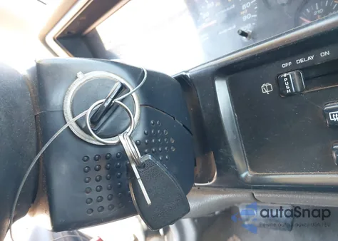 1994 Jeep Grand Cherokee Laredo from USA, damaged, VIN 1J4GZ58S2RC118502